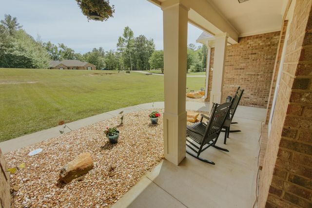 28 W Teddy Bear Lane, Waverly Hall, GA 31831