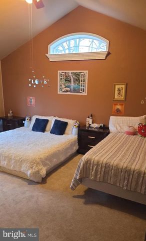 1132 CENTENNIAL DR, Fort Washington, MD 20744