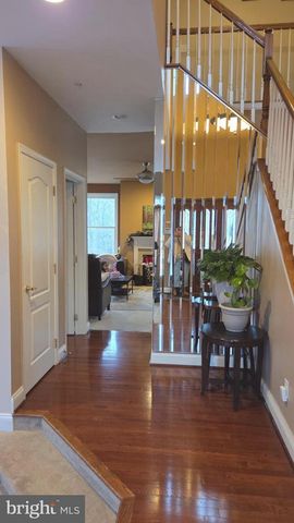 1132 CENTENNIAL DR, Fort Washington, MD 20744