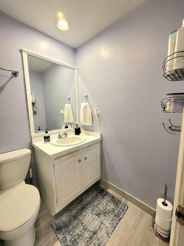 10 Weston Ave 114, Quincy, MA 02170