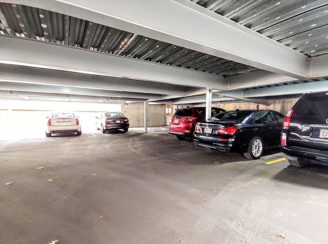 10 Weston Ave 114, Quincy, MA 02170