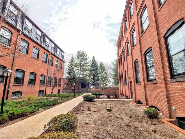 10 Weston Ave 114, Quincy, MA 02170