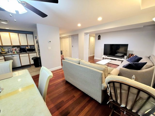 10 Weston Ave 114, Quincy, MA 02170
