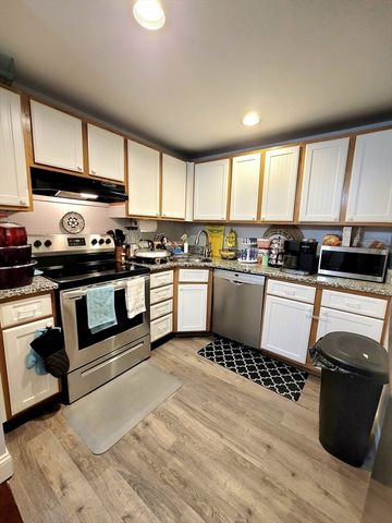 10 Weston Ave 114, Quincy, MA 02170