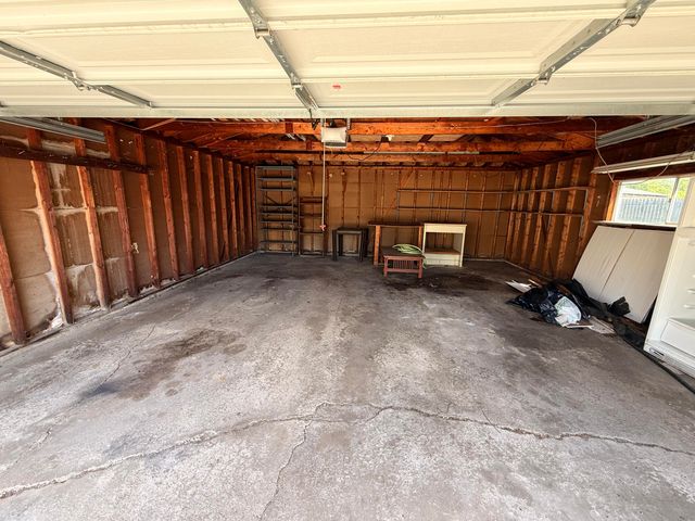 944 W 54th Place, Merrillville, IN 46410