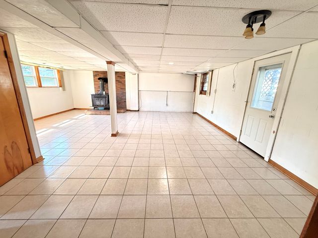 944 W 54th Place, Merrillville, IN 46410
