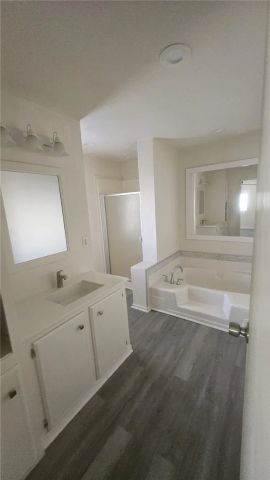 6601 Eucalyptus 352, Bakersfield, CA 93306