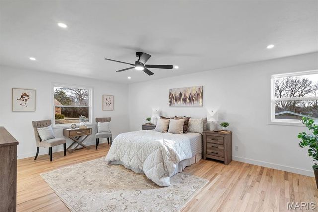 4662 Britcastle Drive, St Louis, MO 63128