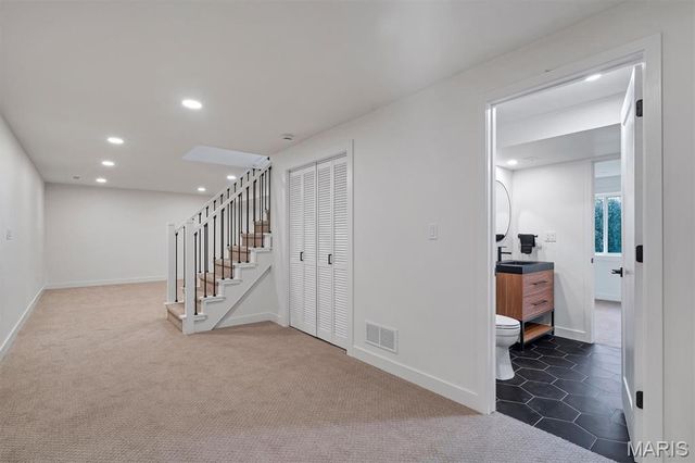 4662 Britcastle Drive, St Louis, MO 63128
