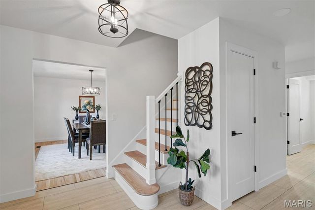 4662 Britcastle Drive, St Louis, MO 63128
