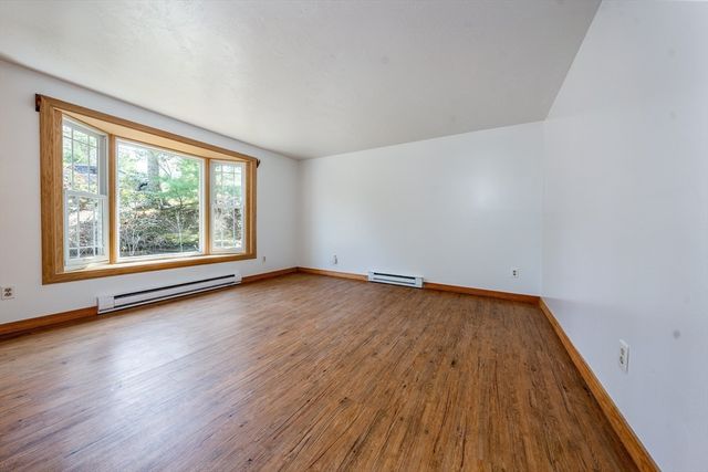 47 Galleon Dr, Falmouth, MA 02536