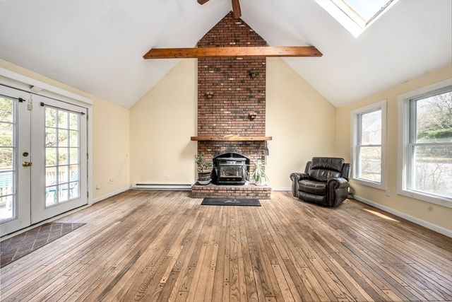 47 Galleon Dr, Falmouth, MA 02536