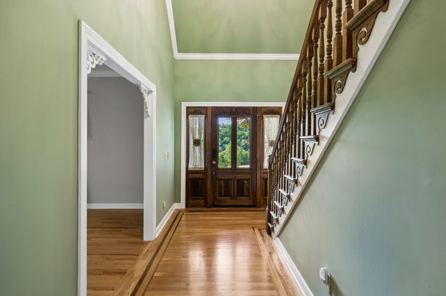 1229 Hogans Branch Rd, Hendersonville, TN 37075