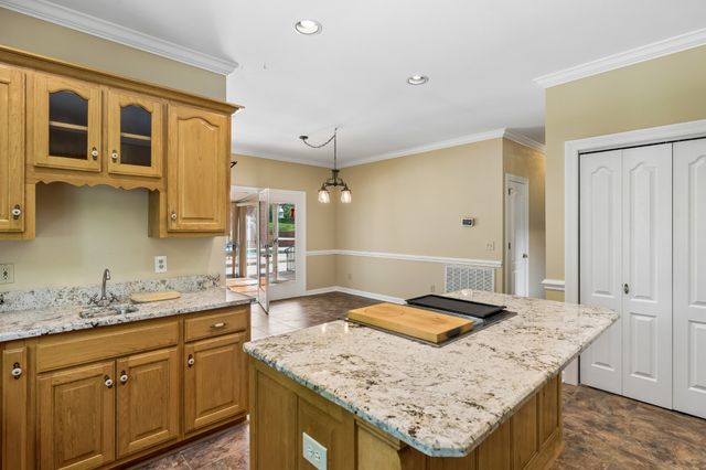 1229 Hogans Branch Rd, Hendersonville, TN 37075