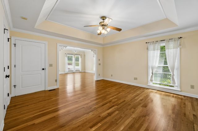 1229 Hogans Branch Rd, Hendersonville, TN 37075