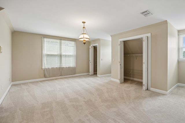 1229 Hogans Branch Rd, Hendersonville, TN 37075