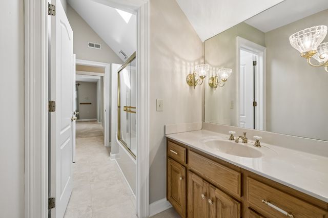 1229 Hogans Branch Rd, Hendersonville, TN 37075