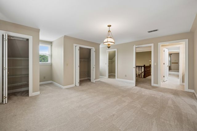 1229 Hogans Branch Rd, Hendersonville, TN 37075