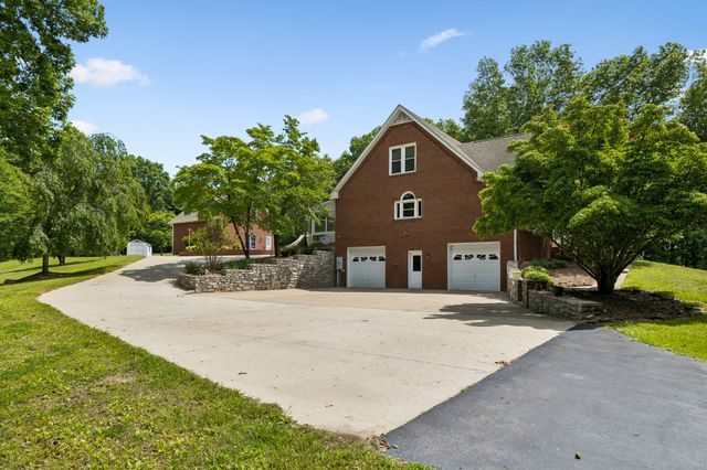 1229 Hogans Branch Rd, Hendersonville, TN 37075