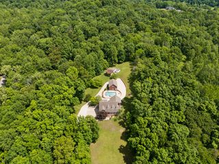 1229 Hogans Branch Rd, Hendersonville, TN 37075