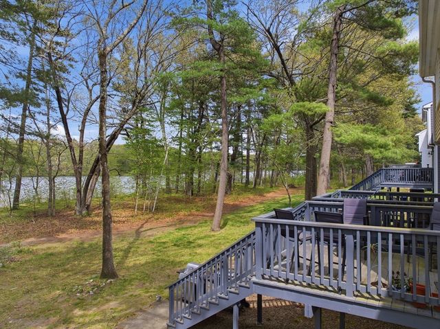 200 Wellman Ave 1, Chelmsford, MA 01863