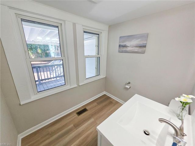 3906 Deep Creek BLVD, Portsmouth, VA 23702