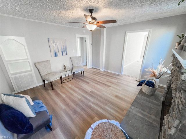 3906 Deep Creek BLVD, Portsmouth, VA 23702