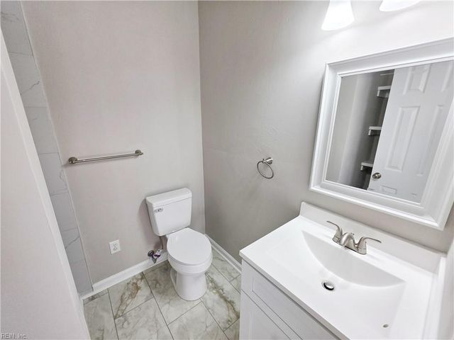 3906 Deep Creek BLVD, Portsmouth, VA 23702