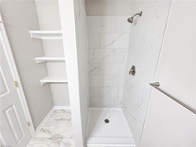 3906 Deep Creek BLVD, Portsmouth, VA 23702