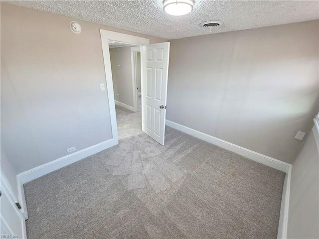 3906 Deep Creek BLVD, Portsmouth, VA 23702