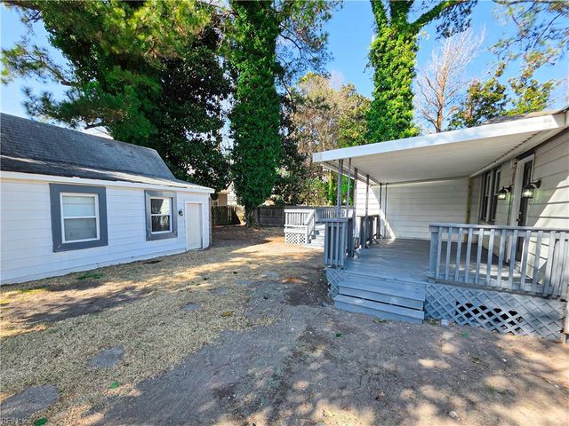 3906 Deep Creek BLVD, Portsmouth, VA 23702