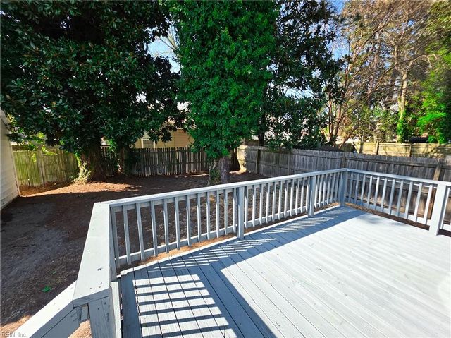 3906 Deep Creek BLVD, Portsmouth, VA 23702