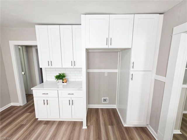 3906 Deep Creek BLVD, Portsmouth, VA 23702