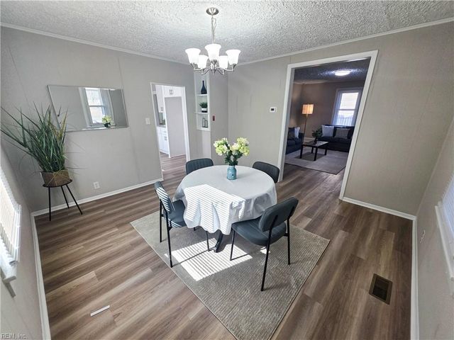 3906 Deep Creek BLVD, Portsmouth, VA 23702