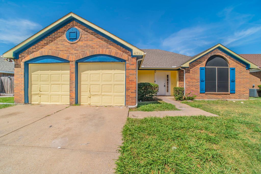 4711 Waxwing Drive, Arlington, TX 76018