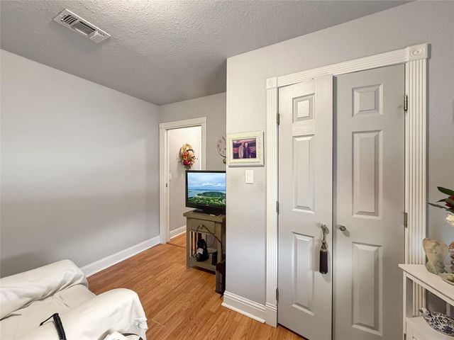 301 Canyon Edge, Canyon Lake, TX 78133