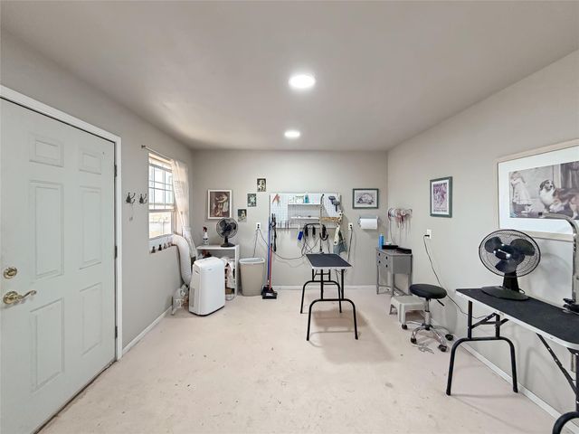 301 Canyon Edge, Canyon Lake, TX 78133