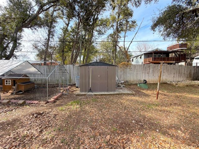 301 Canyon Edge, Canyon Lake, TX 78133