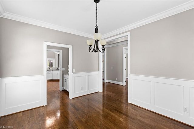 145 Winged Foot Court, Winston-salem, NC 27107