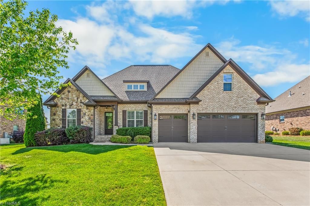 145 Winged Foot Court, Winston-salem, NC 27107