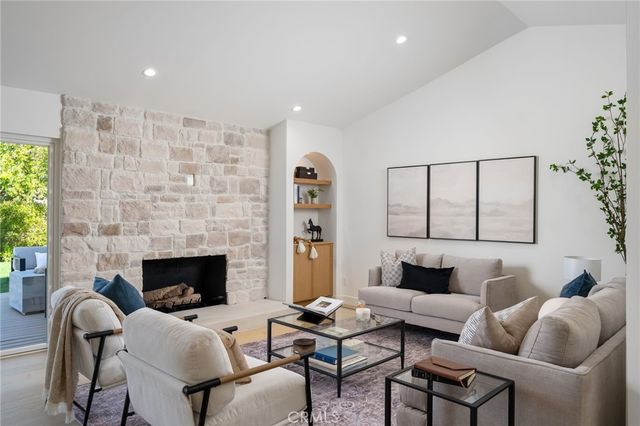 2952 Java Road, Costa Mesa, CA 92626