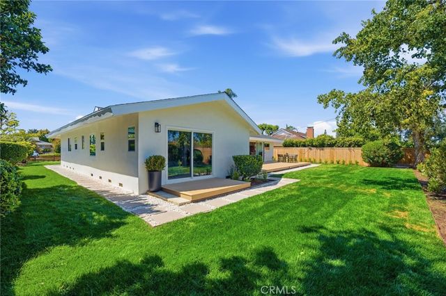 2952 Java Road, Costa Mesa, CA 92626