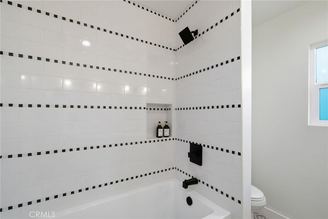 2952 Java Road, Costa Mesa, CA 92626