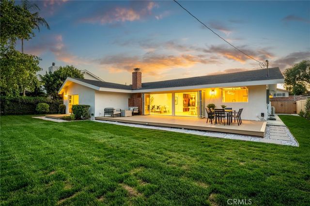 2952 Java Road, Costa Mesa, CA 92626
