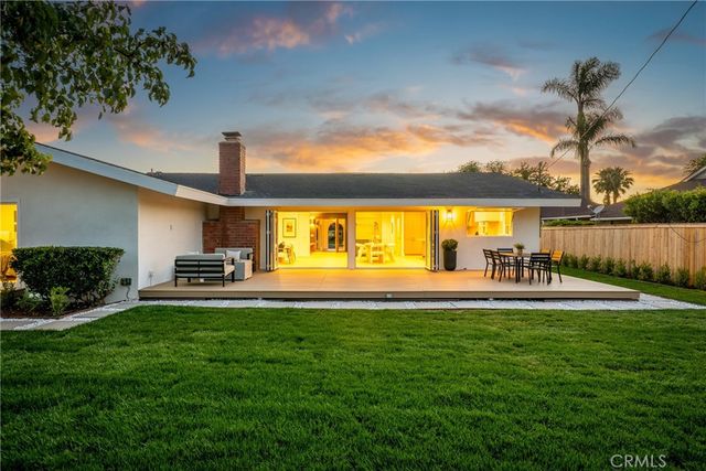 2952 Java Road, Costa Mesa, CA 92626