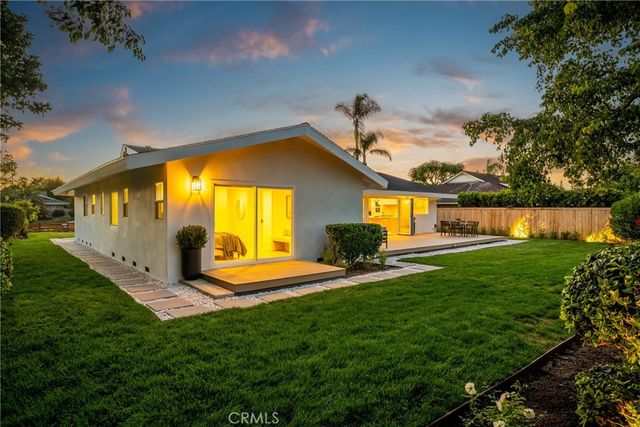2952 Java Road, Costa Mesa, CA 92626