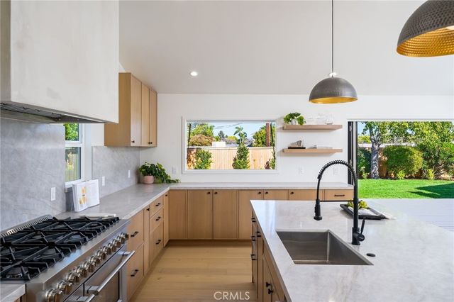 2952 Java Road, Costa Mesa, CA 92626