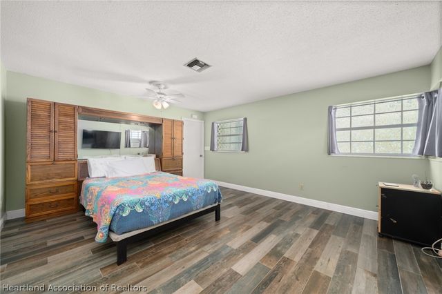 25 Forest Hill Court, Avon Park, FL 33825