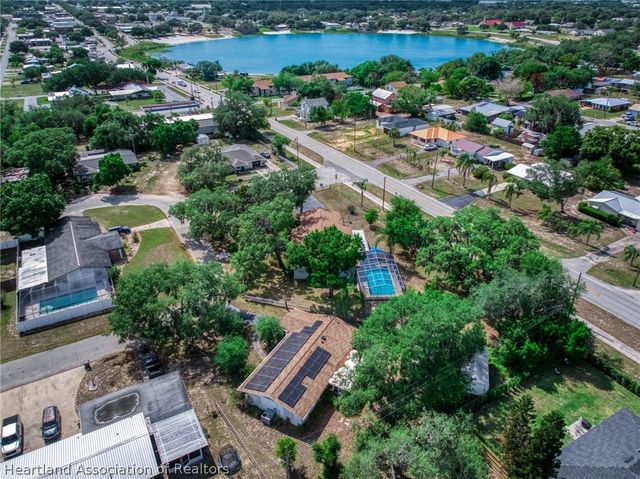 25 Forest Hill Court, Avon Park, FL 33825