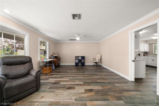 25 Forest Hill Court, Avon Park, FL 33825